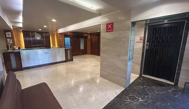 Hotel Lucky Nesco Goregaon