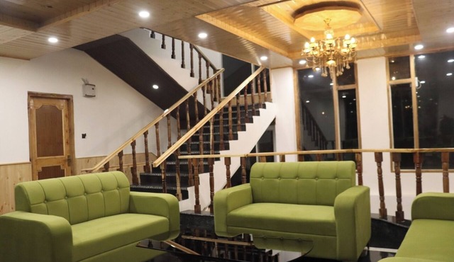 Hotel Mountain Blue Manali
