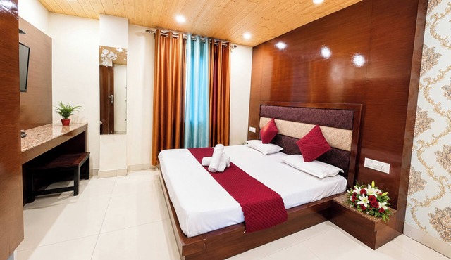 Hotel N.R stay Dalhousie