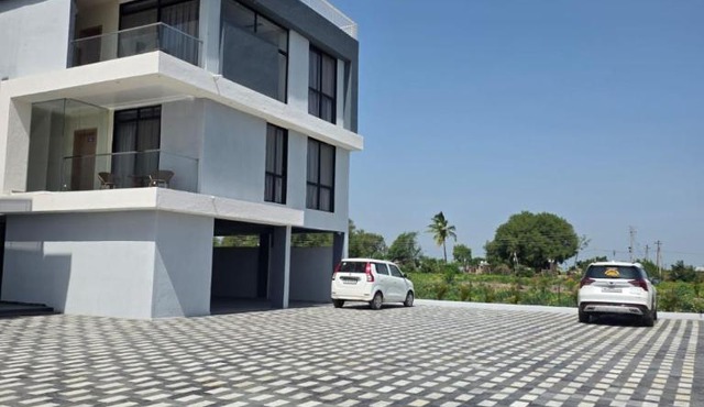 Hotel Nandanwan Resto and Bar