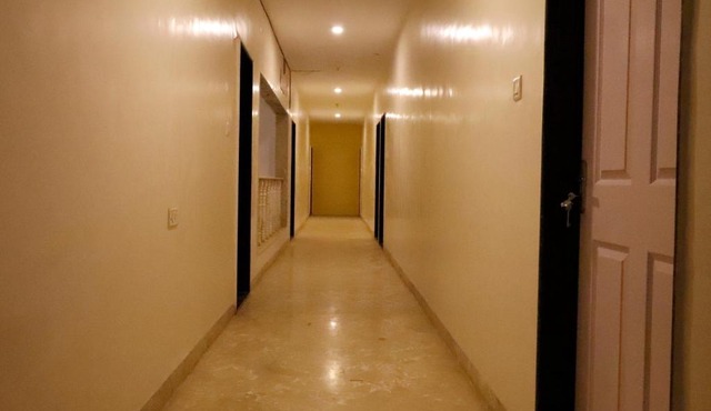 Hotel O The Pearl Inn