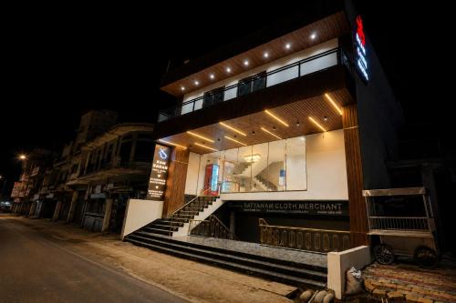 Hotel Ram Sadan