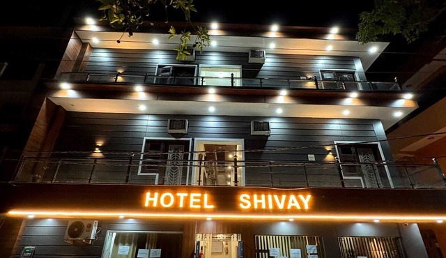 Hotel shivay