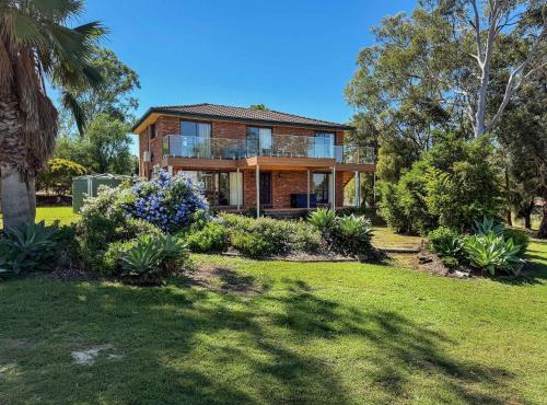 Hunter Homestead & Cottage