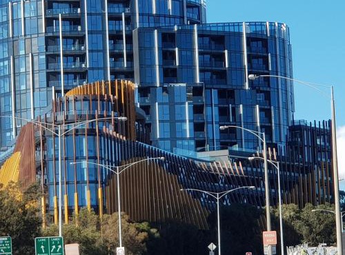 Ivanhoe Apartments