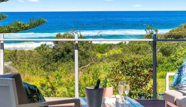 Jones Waterfront Beach Escape - uninterrupted beachfront views