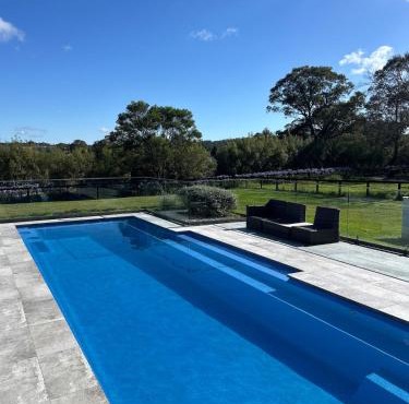 Kalamunda Estate with Pool, Fire Pit & BBQ Deck