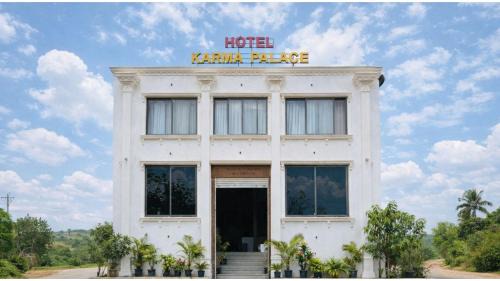 Karma Palace Hotel