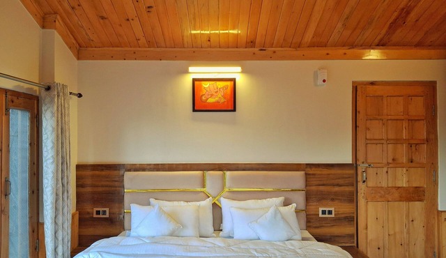 Kaushalya Homes, Shimla: Top-rated peace, scenic views, and warm hospitality.
