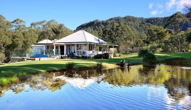 Kiah @ Jaspers Brush - Charming Country Escape