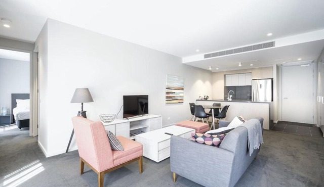 Kingston Foreshore Island - Waterfront luxury - Hosted by Canstay