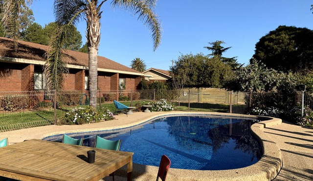 Kingswood Motel