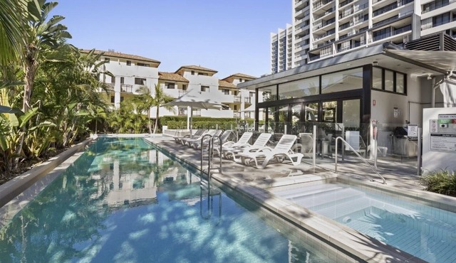 Luxury Ocean View Apartment in Broadbeach.