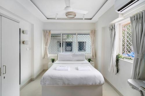 Lyon Studio in Bandra W by SquareOne Stays