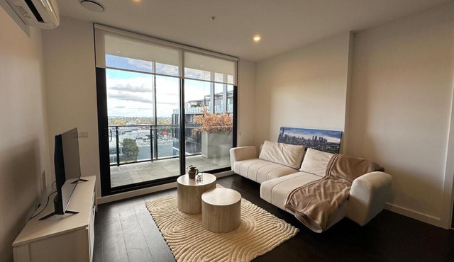 Magnificent Apartment with Views and Pool