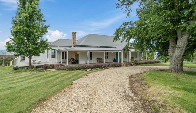 Mansfield Manor