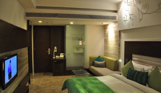 Maya Hotel