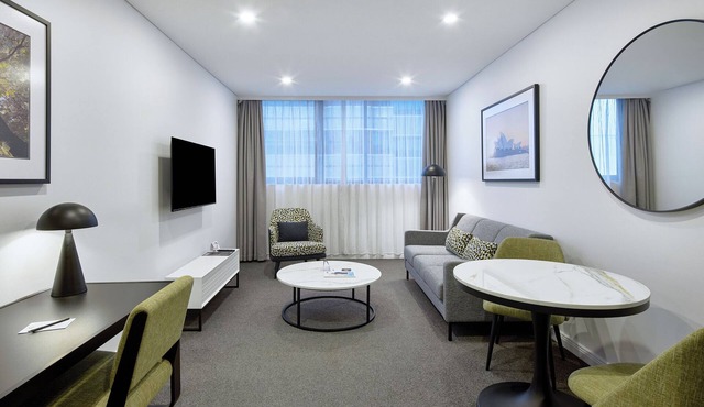 Meriton Suites North Sydney