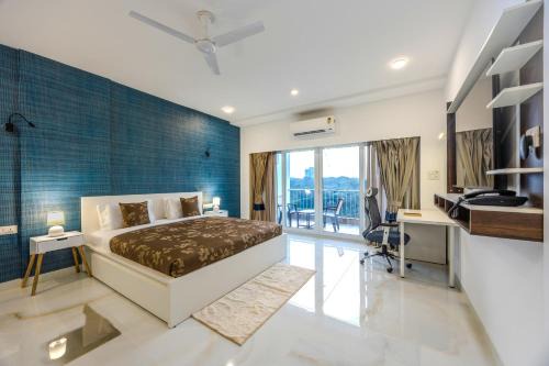 MidPoint Uno Pet-friendly 1 Room Retreat with shared pool, Entertainment Area and kids area Near Dabolim Airport