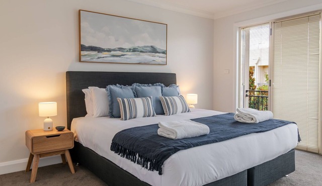 Northbridge Townhouse Private Balcony CBD Walk