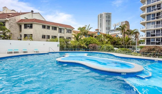Ocean's 14th - Beachfront Resort-style Living