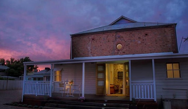 Outback Churchstay Luxury Accommodation