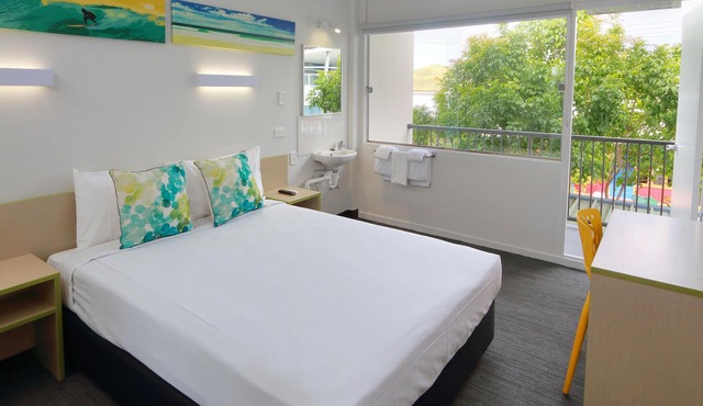 Palm Beach Hotel