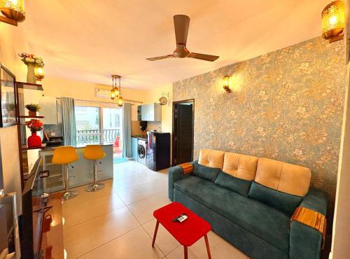 Peaceful 1BHK Workation Stay with Shared Pool in Siolim