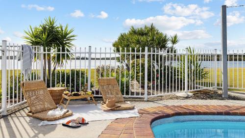 Peninsula Court Unit 9 - Absolute Waterfront Escape - Holiday Yamba