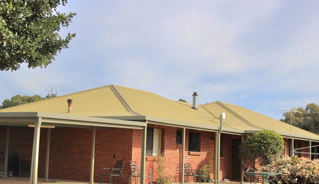 Perfect for a retreat or a short stay. Spacious living with clean fresh air.
