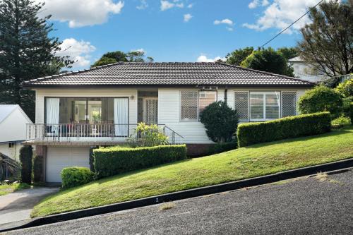 Pet-Friendly Family Home with Backyard - Near Dudley Beach & Glenrock
