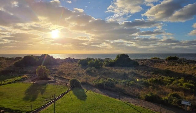 Pleasant View Too - Beach Front Accommodation