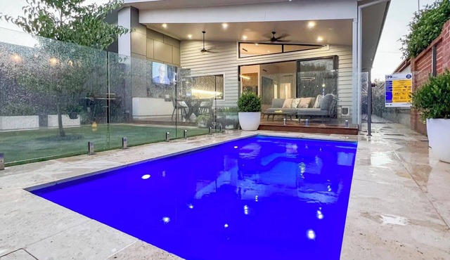 Resort Style Home - CBD Wagga