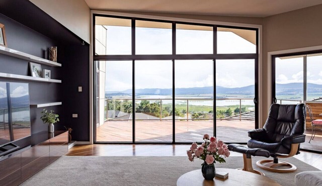 River Haven - serene, spacious with river views