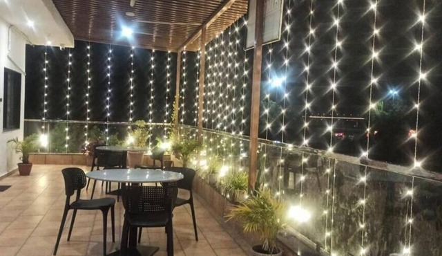 Royal Home Stay