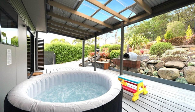 Scenic Risdon Retreat | Deck, Views & Nature Trail