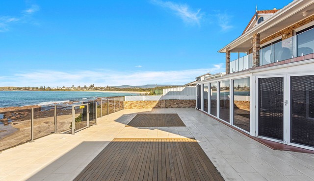 Sea Breeze @ Barrack Point