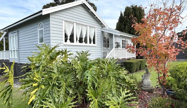 Seachelles: Pet friendly, spa, sauna & beach views