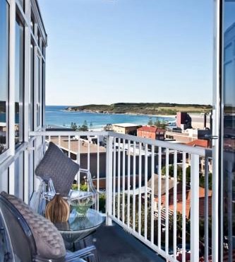 Seaside Serenity Stunning Beach Views in Maroubra