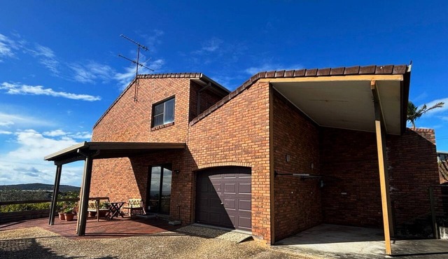 Seaview Townhouse 2 - walk to the beach