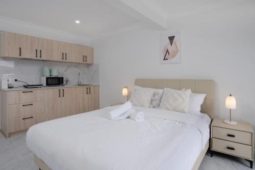 Self-Contained Unit Perfect for Solo or Couple Travelers