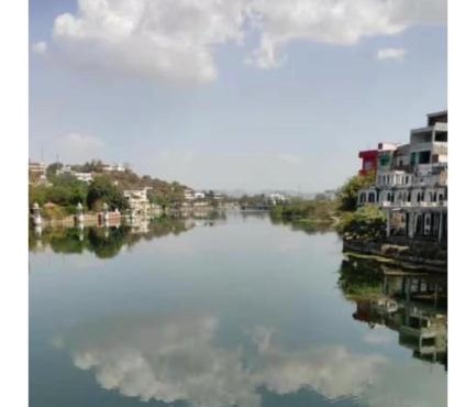 Shaivya lake retreat