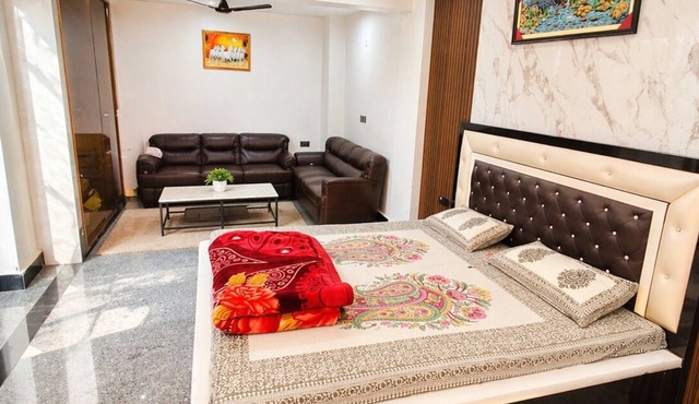 Sheoran Niwas Cozy Comfortable Stay