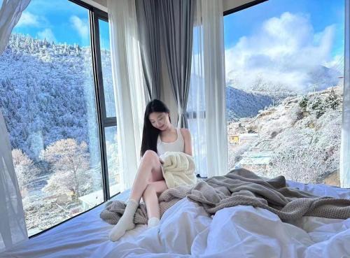 Siguniangshan Town Tingshan Wild Luxury B&B in Ngawa Autonomous Prefecture
