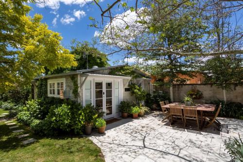 Silk Tree Studio - Steps to Cook Park