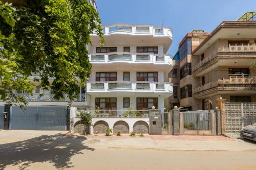 SKS Excel Inn