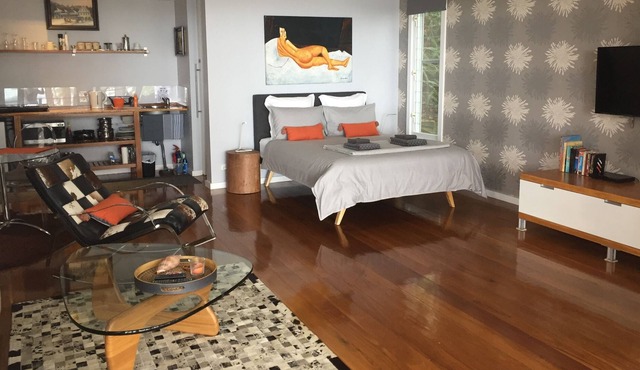 Smiths Lake House - private Studio