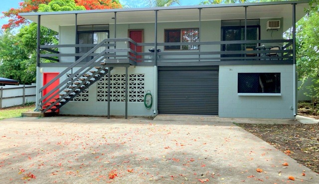 Space and tranquillity at Red Door Cottage