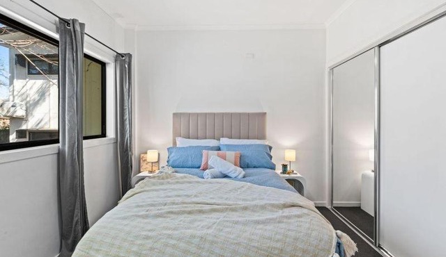 Spacious 2B2B Apt Close to CBD - Free Parking
