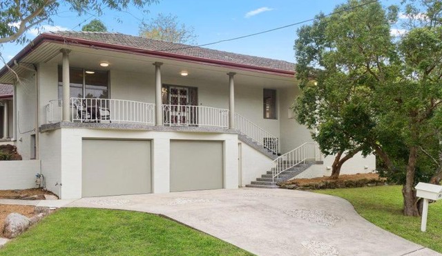 Spacious Epping Home - Excellent Transport Location in Epping